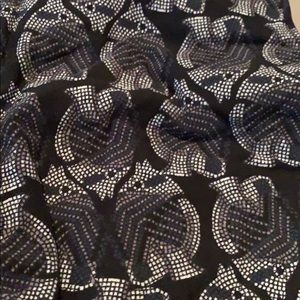 Lularoe TC leggings and black randy